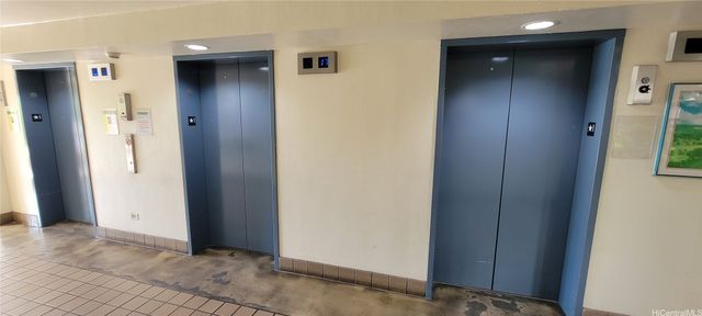 3075 Ala Poha Place 1011, Honolulu, HI 96818