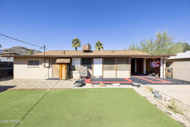 823 E IRONWOOD Drive, Phoenix, AZ 85020