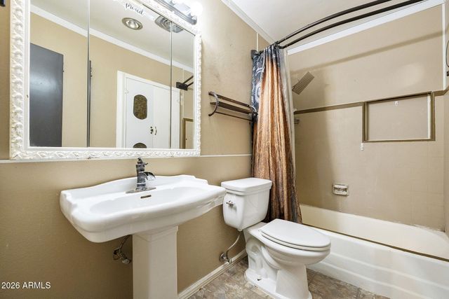 823 E IRONWOOD Drive, Phoenix, AZ 85020