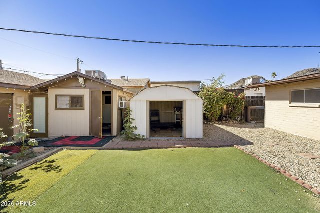 823 E IRONWOOD Drive, Phoenix, AZ 85020