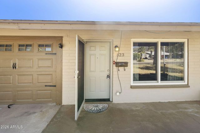 823 E IRONWOOD Drive, Phoenix, AZ 85020