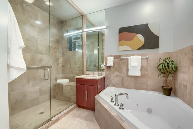 2251 W Wabansia Avenue 306, Chicago, IL 60647