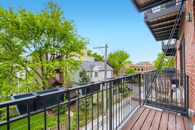 2251 W Wabansia Avenue 306, Chicago, IL 60647
