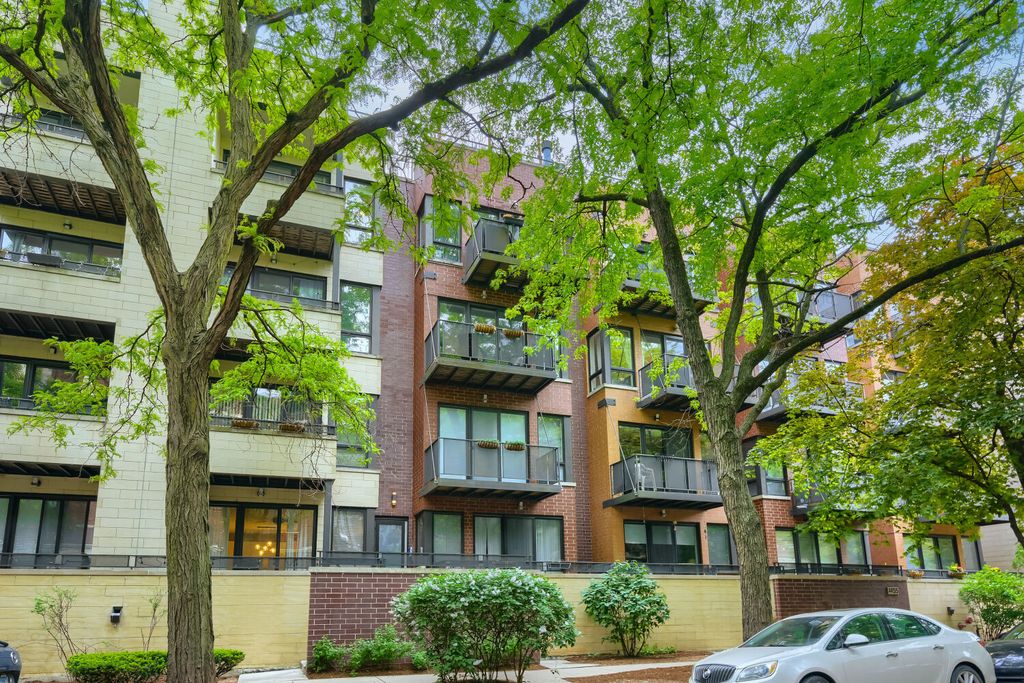 2251 W Wabansia Avenue 306, Chicago, IL 60647