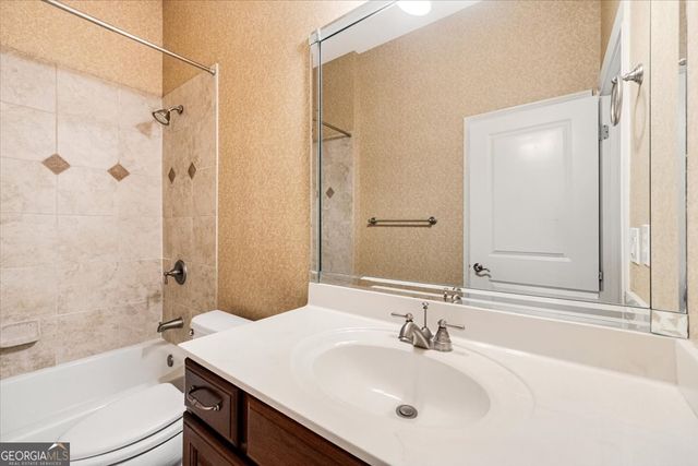 1067 Creekwood Circle, Madison, GA 30650