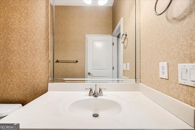 1067 Creekwood Circle, Madison, GA 30650