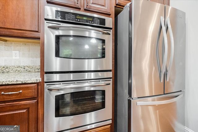 1067 Creekwood Circle, Madison, GA 30650