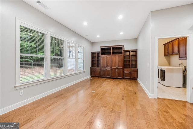 1067 Creekwood Circle, Madison, GA 30650