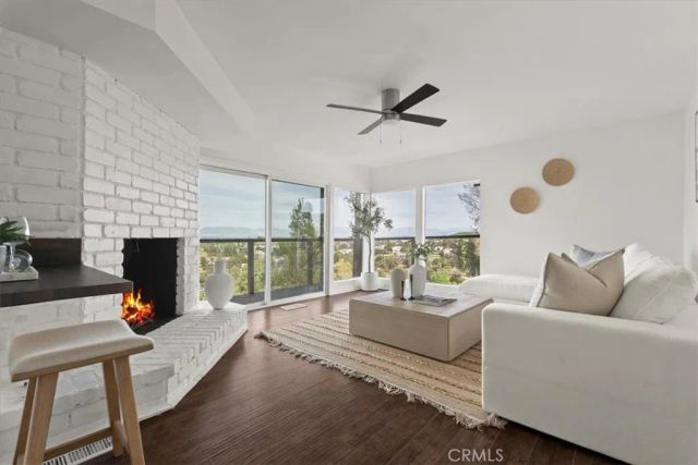 5160 Medina Road, Woodland Hills, CA 91364