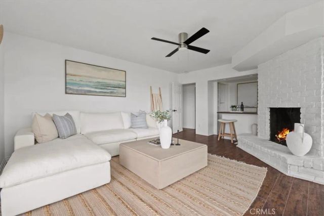 5160 Medina Road, Woodland Hills, CA 91364