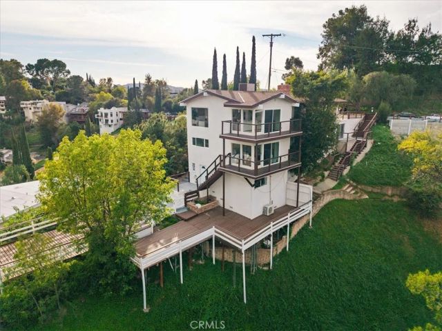 5160 Medina Road, Woodland Hills, CA 91364