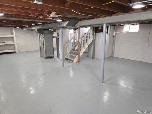 816 London Avenue, Lincoln Park, MI 48146