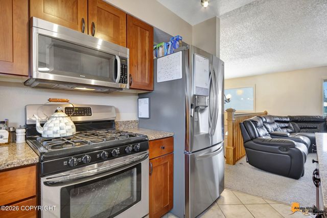 10254 Goodnews Circle, Anchorage, AK 99515