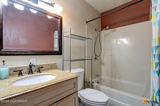 10254 Goodnews Circle, Anchorage, AK 99515