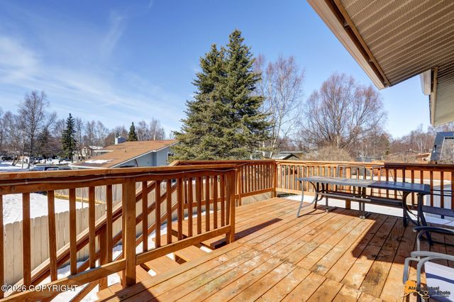 10254 Goodnews Circle, Anchorage, AK 99515