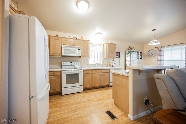 311 Inverness Avenue, Pahrump, NV 89048