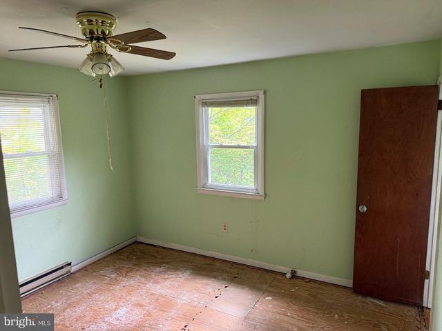 915 SHEFFIELD AVE, Mechanicsburg, PA 17055