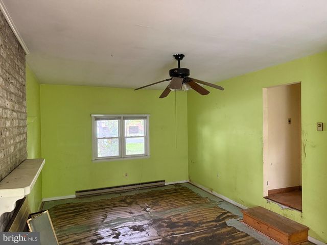 915 SHEFFIELD AVE, Mechanicsburg, PA 17055
