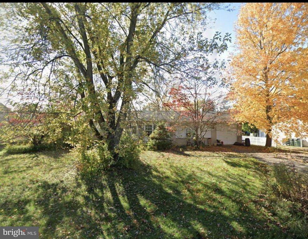 915 SHEFFIELD AVE, Mechanicsburg, PA 17055