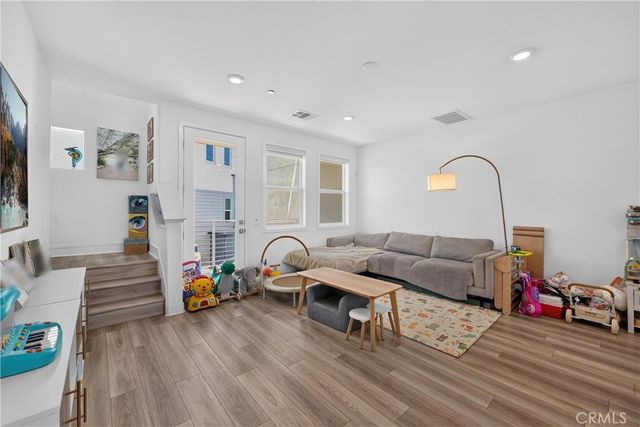 1635 W Lincoln Avenue 103, Anaheim, CA 92801