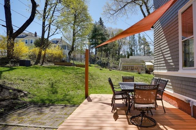 13 Maplewood Rd, Worcester, MA 01602