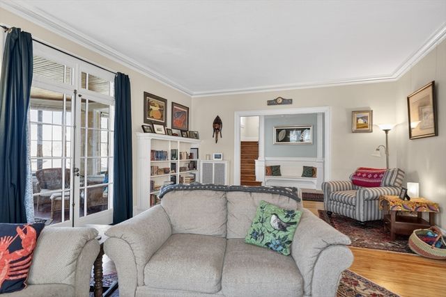 13 Maplewood Rd, Worcester, MA 01602