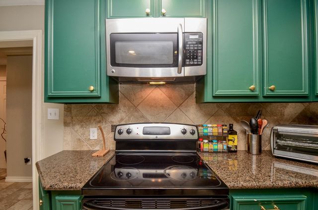 4315 Fernwood Drive, Houston, TX 77021