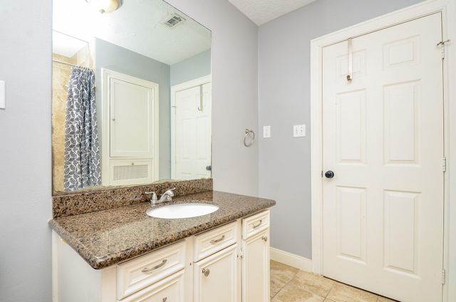 4315 Fernwood Drive, Houston, TX 77021