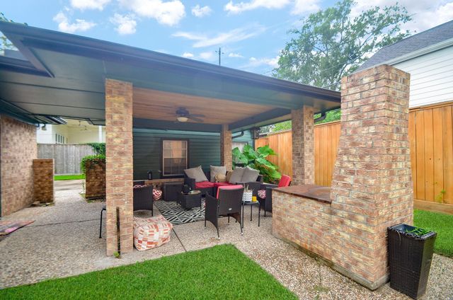 4315 Fernwood Drive, Houston, TX 77021