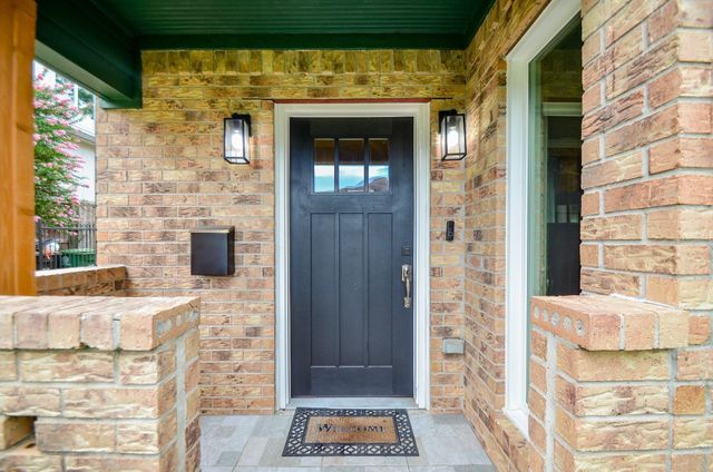 4315 Fernwood Drive, Houston, TX 77021