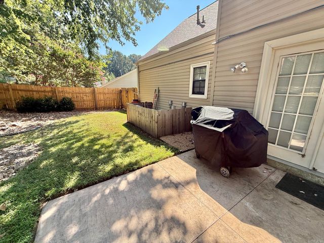 10 HONEY LOCUST Court, Little Rock, AR 72211
