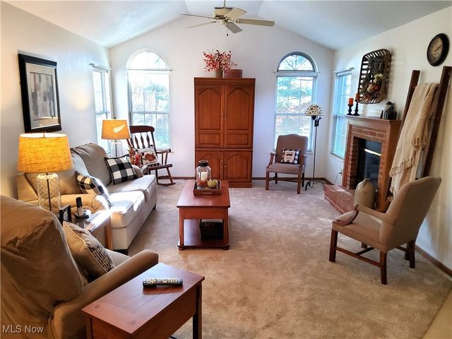 7832 Brittanny Drive NE, North Canton, OH 44720