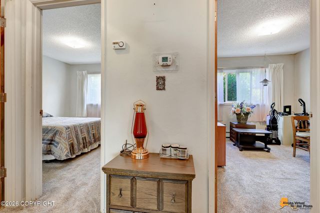 7657 E 20th Avenue, Anchorage, AK 99504