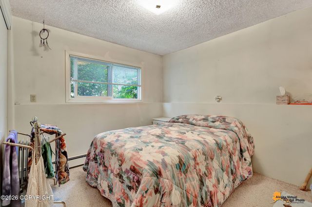7657 E 20th Avenue, Anchorage, AK 99504