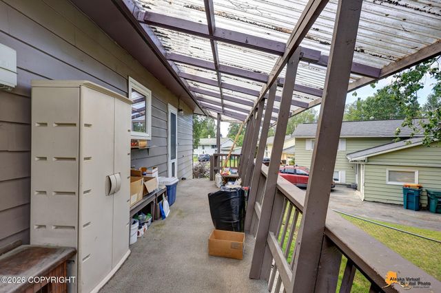 7657 E 20th Avenue, Anchorage, AK 99504
