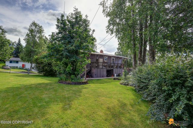 7657 E 20th Avenue, Anchorage, AK 99504