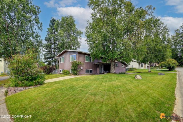 7657 E 20th Avenue, Anchorage, AK 99504