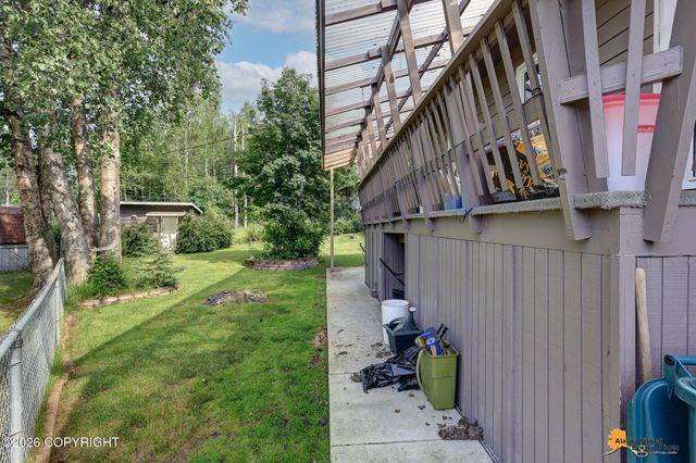 7657 E 20th Avenue, Anchorage, AK 99504