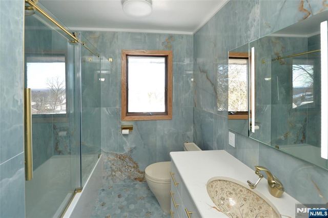 79 Grand Boulevard, Emerson, NJ 07630