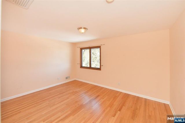 79 Grand Boulevard, Emerson, NJ 07630