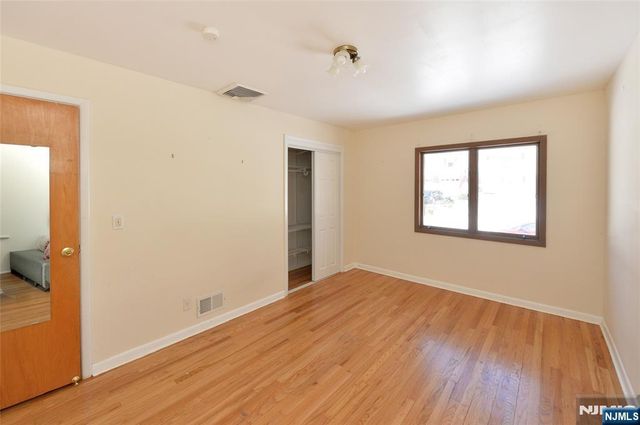 79 Grand Boulevard, Emerson, NJ 07630