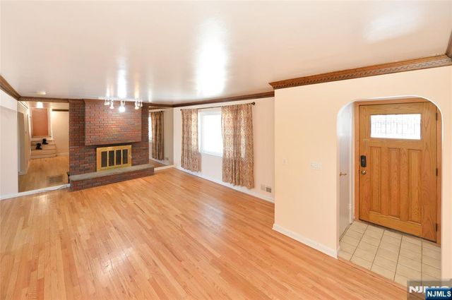 79 Grand Boulevard, Emerson, NJ 07630