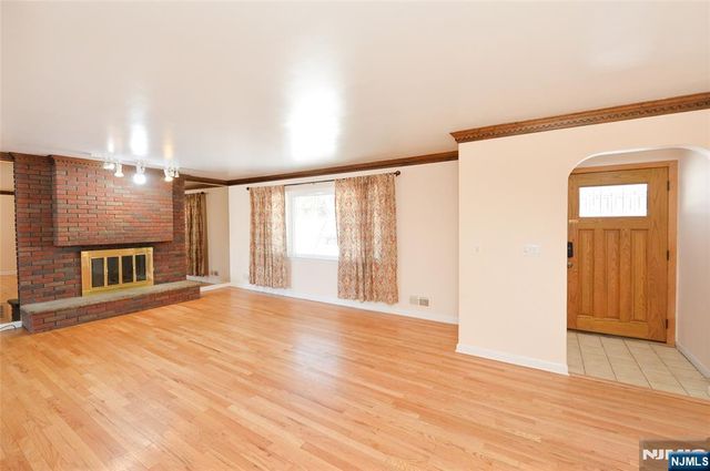 79 Grand Boulevard, Emerson, NJ 07630