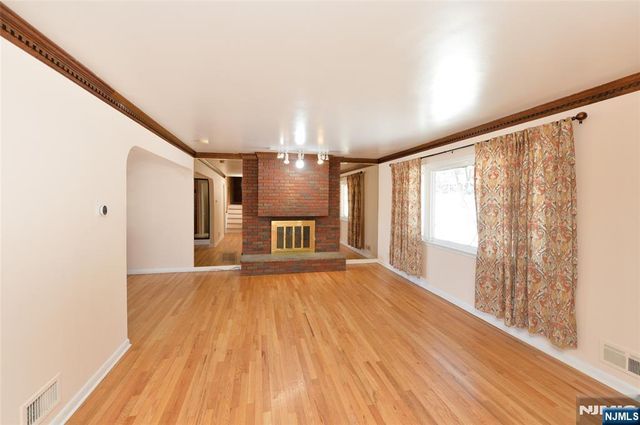 79 Grand Boulevard, Emerson, NJ 07630