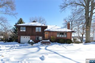 79 Grand Boulevard, Emerson, NJ 07630