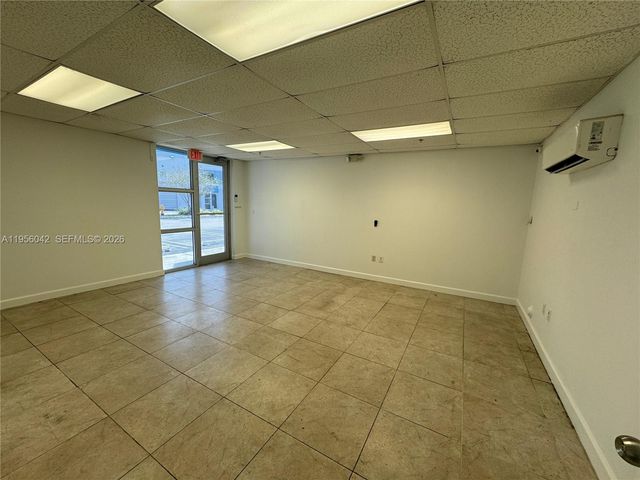 2385 NW 70th Ave 13, Miami, FL 33122