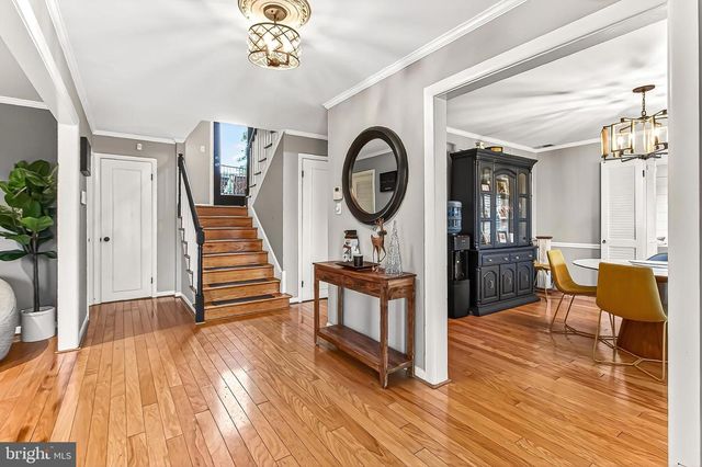 7105 FORT HUNT RD, Alexandria, VA 22307