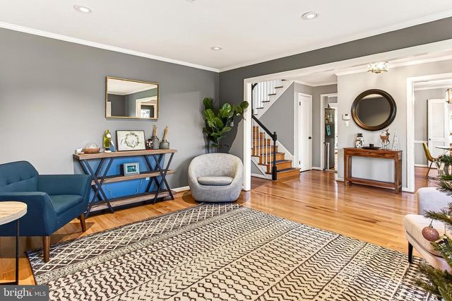 7105 FORT HUNT RD, Alexandria, VA 22307