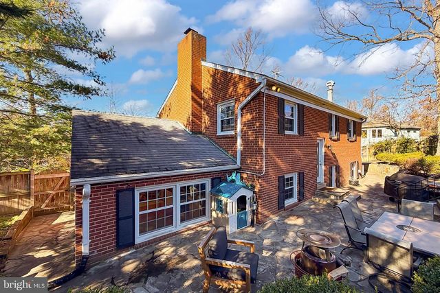 7105 FORT HUNT RD, Alexandria, VA 22307