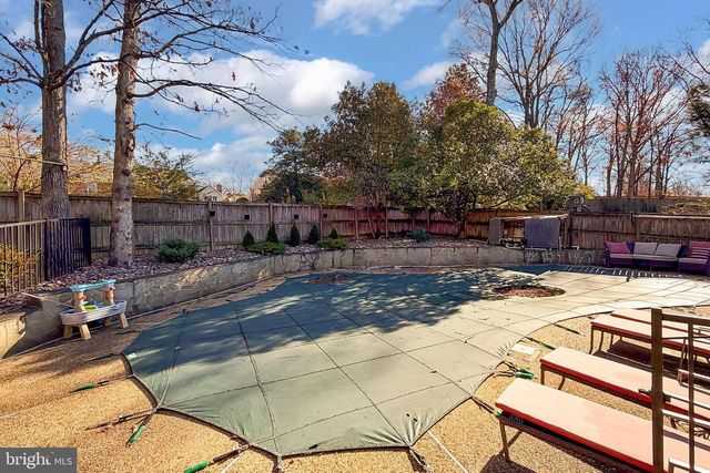 7105 FORT HUNT RD, Alexandria, VA 22307